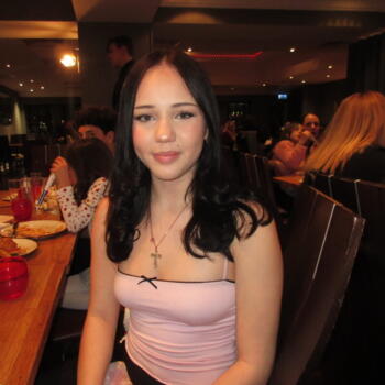 Babysitter in London: Kiara