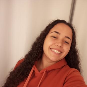 Babá em Pelotas: Camile