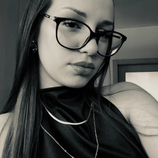 Babysitter in Ovar: Ines