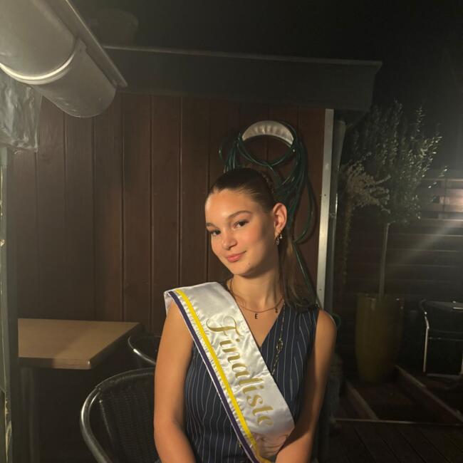 Babysitter in Belœil: Elisa