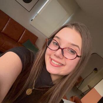 Babysitter in Joinville: Pietra schroeder