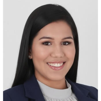 Babysitter in Uster: Marcela