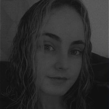 Nanny in Wingles: Manon