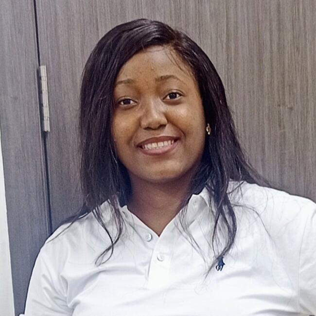 Babysitter in Isles-lès-Villenoy: JosythA