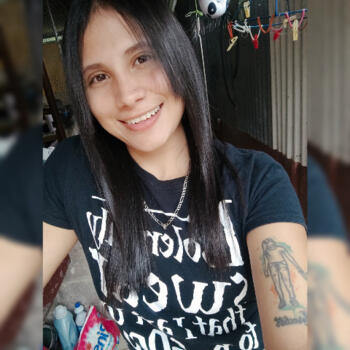 Babysitter Siquirres: Angélica