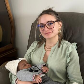 Babysitter in Saint-Maurice-de-Lignon: Joulia