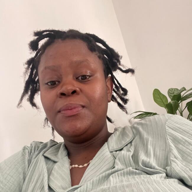 Babysitting job in eManzimtoti: Phumla