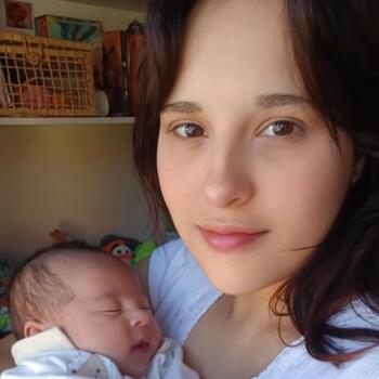 Babysitter in Curitiba: Ana