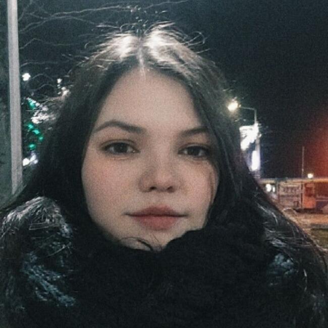 Babysitter in Brăila: Zina