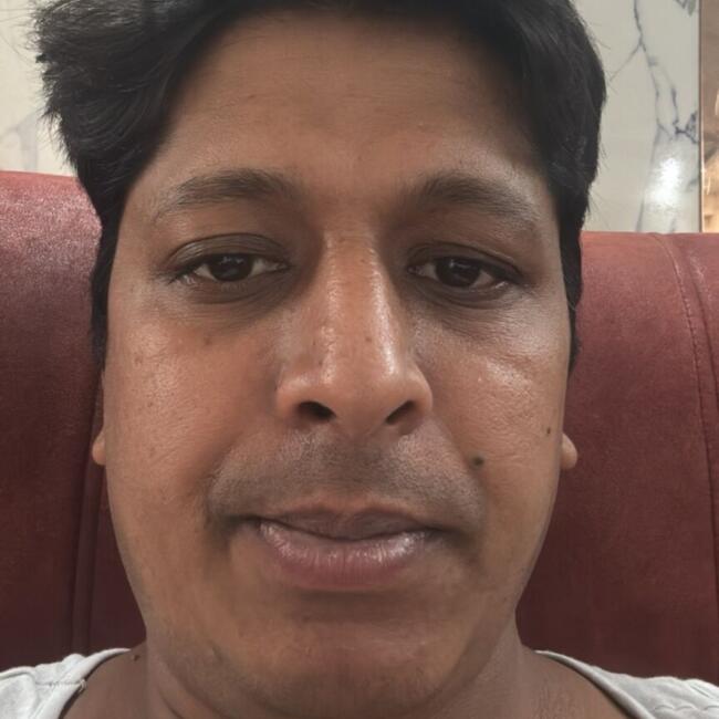नोएडा में बेबीसिटिंग की नौकरी: Sourabh