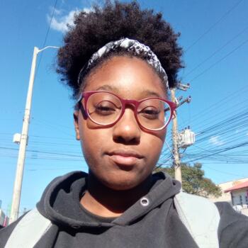 Babá em Viamão: Isabela