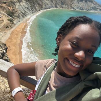 Babysitter in Bajos de Haina: Yael