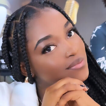 Babysitter in Agualva: Guistevânia