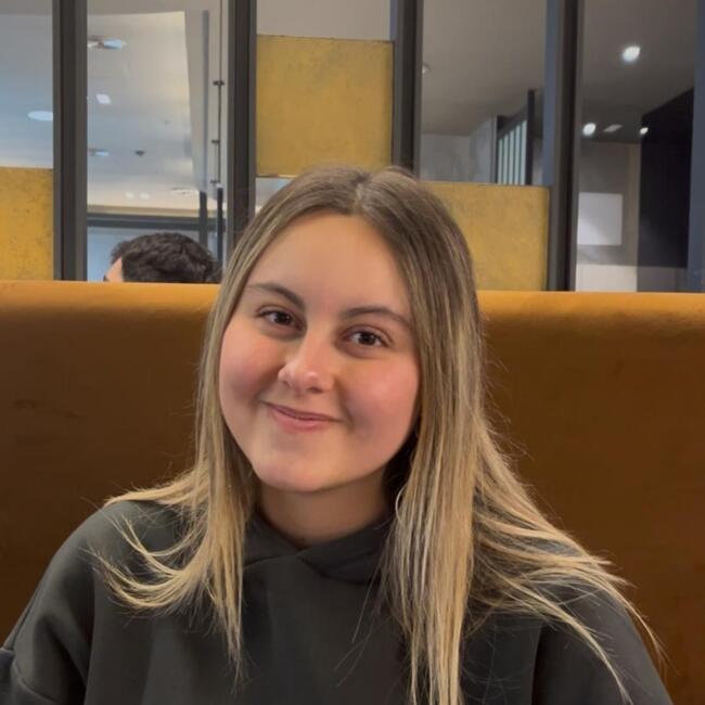 Canguro en Santiago de Compostela: Paula