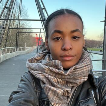 Babysitter in Amsterdam: Amné