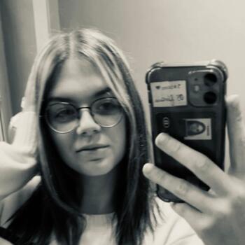 Babysitter Antoing: Lea