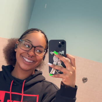 Babysitter in Harrisonburg: Nyziar