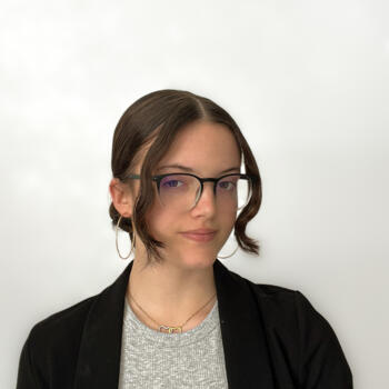 Babysitter Leytron: Léna