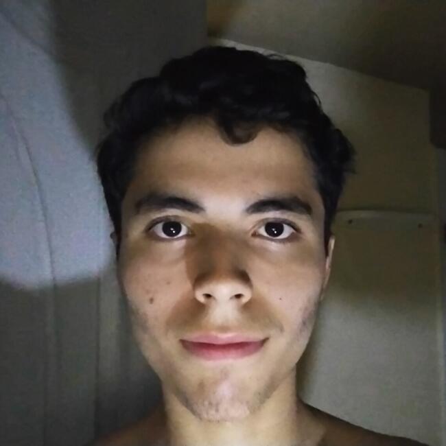 Niñera en Bello: Michael