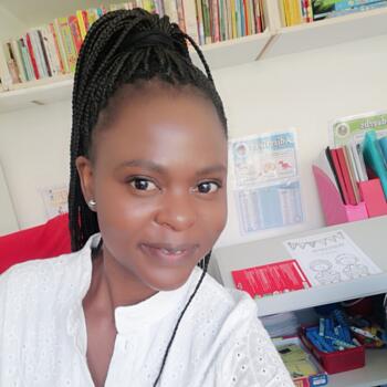 Babysitter Cape Town: Tracy