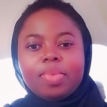 جليسة أطفال في الرياض: Abenaa