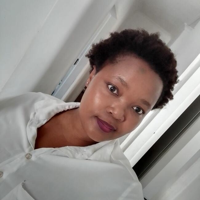 Babysitter in Port Elizabeth: Sibongile