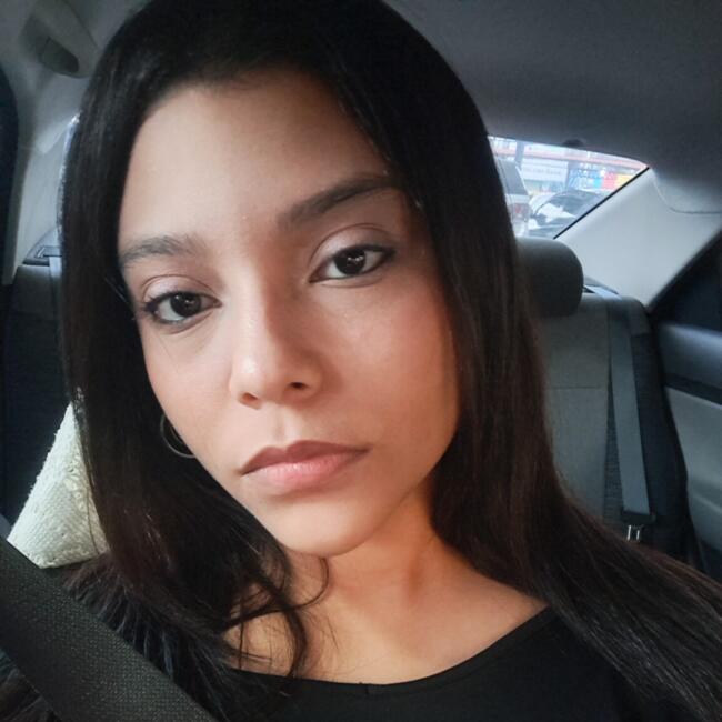 Babysitter in Panama City: Alexandra