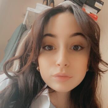 Babysitter in Liège: Nora