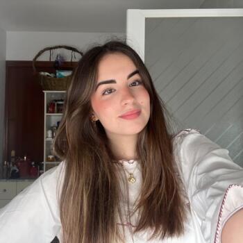 Canguro en Aljarafe: Paola