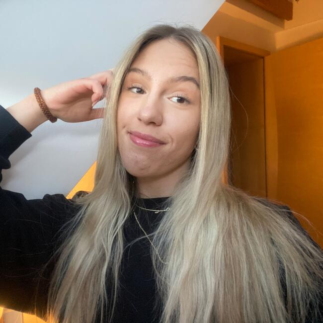 Babysitter in Rijeka: Valerie