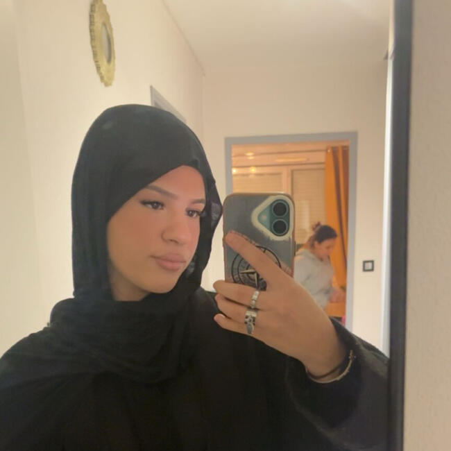 Babysitter in Toulouse: Lea