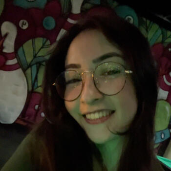 Babá em Joinville: Khatluyn