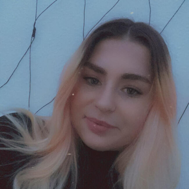 Babysitter in Fürth: Alina