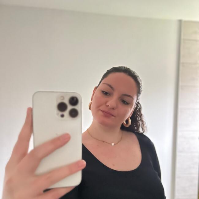 Babysitter in Les Sables d'Olonne: Mathilde