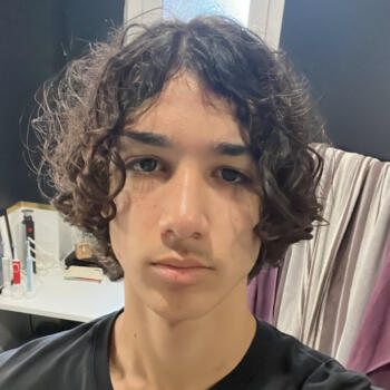 Babysitter in Montreuil: Timothée