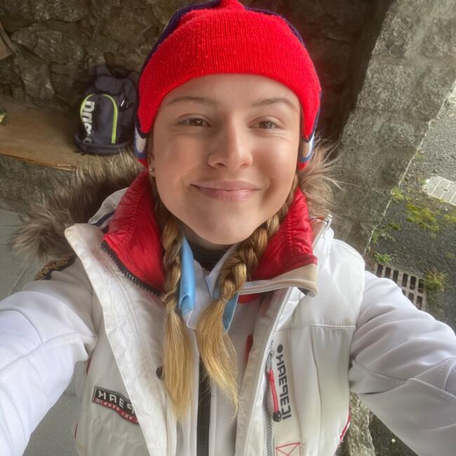 Babysitter in Uccle/Ukkel: Sixtine