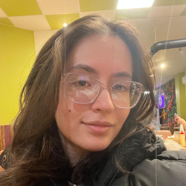 Babysitter in Sint-Gillis: Eduarda