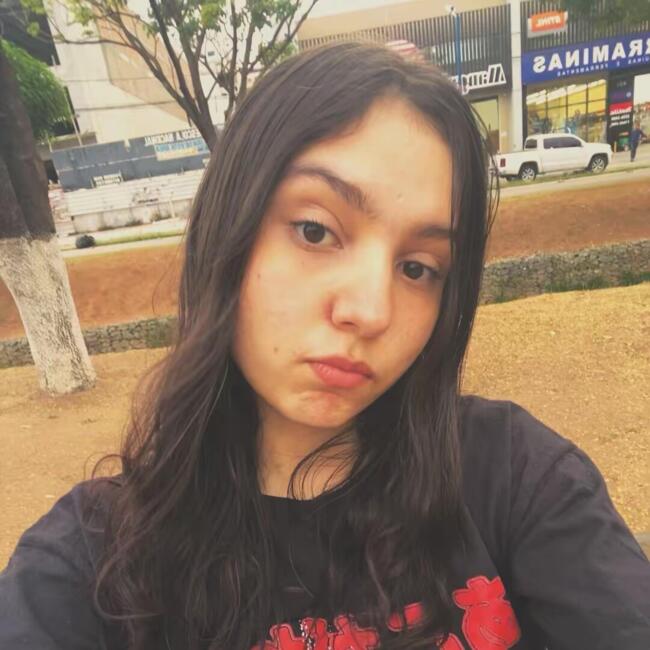 Babysitter in Nova Serrana: Yasmim