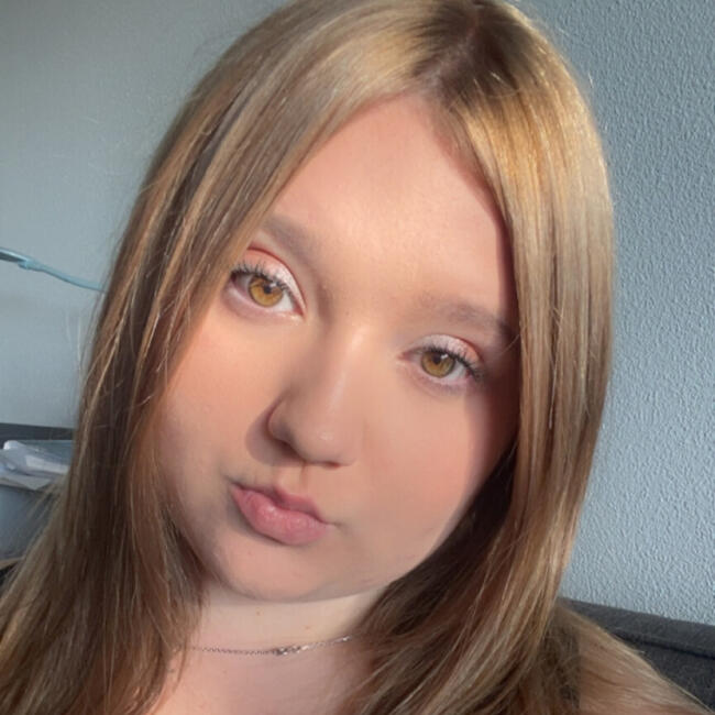 Babysitter in Vannes: Stacy