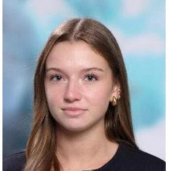 Babysitter Saint-Priest-sous-Aixe: Mélissa