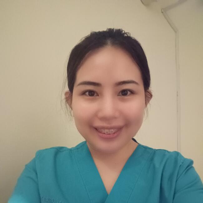 Babysitter in Kuala Lumpur: Nella