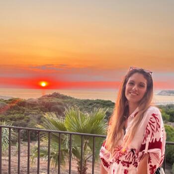 Lavoro per babysitter a Ragusa: Rebecca