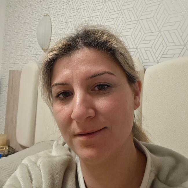 Childminder in Neuves-Maisons: Rasha