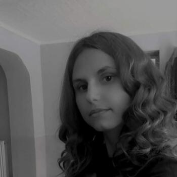 Babysitter in Bacau: Loredana