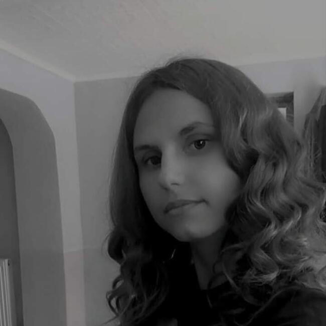 Babysitter in Bacau: Loredana