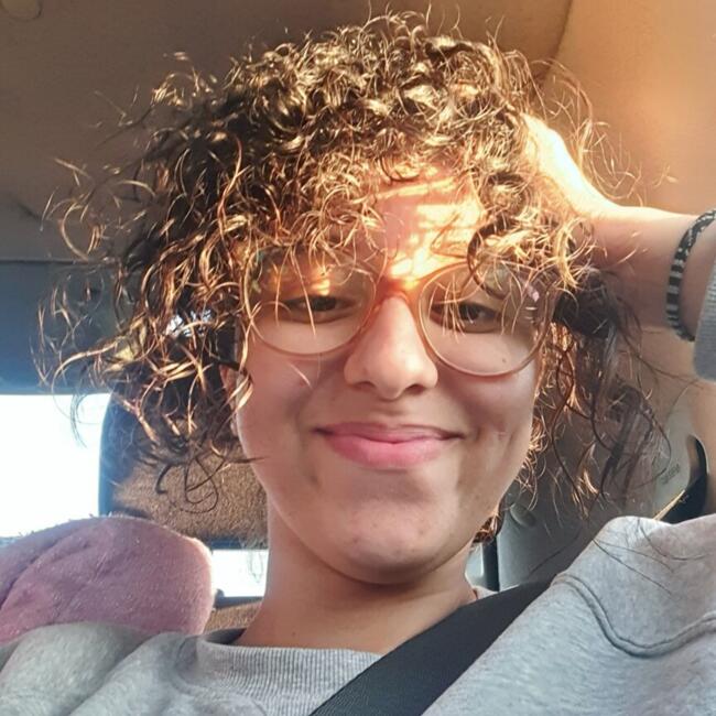 Babysitter in Orange: Houda