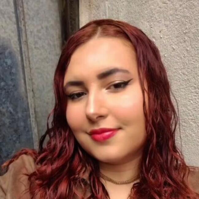 Babysitter in Embu das Artes: Karolina