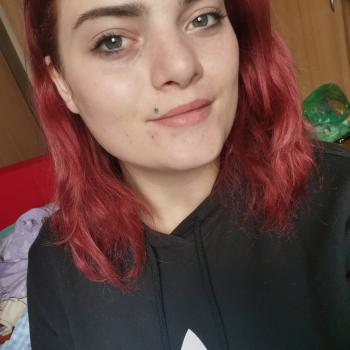 Varuška (Celje): Laura