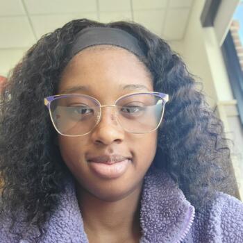 Babysitter in Mandeville: Romona