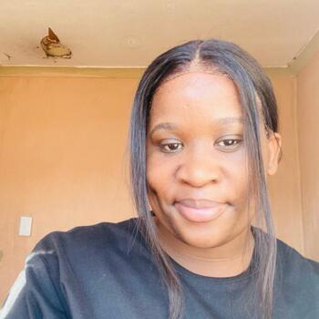 Babysitting job in KwaDabeka: babysitting job Kimberly